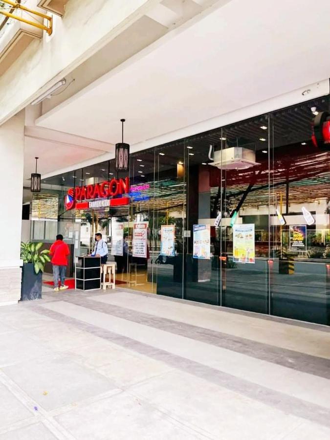 Manhattan Plaza Tower 1 Cidade Quezon Exterior foto